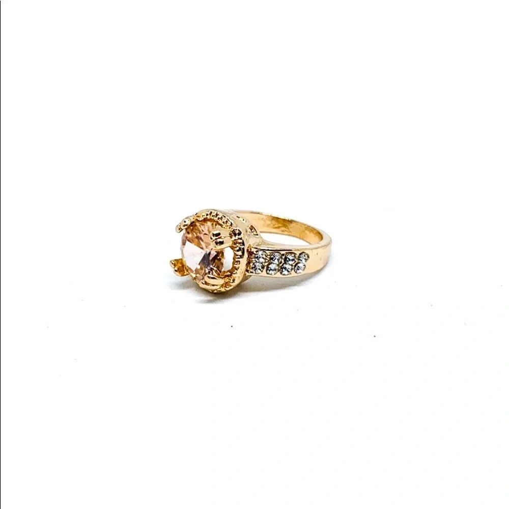 Rose Gold Rhinestone Ring - Picture 3 of 5